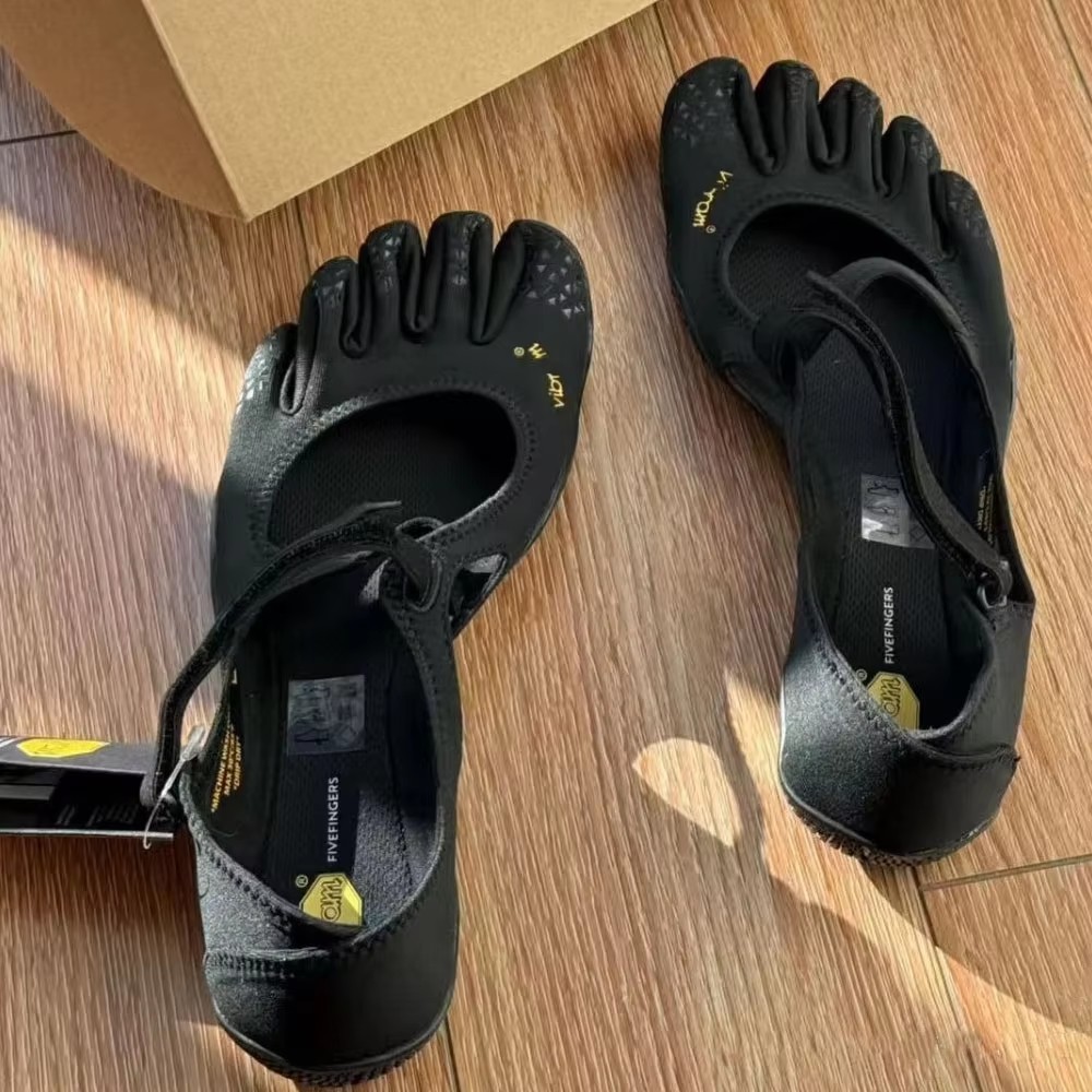 Women'S Shoes Louis Vuitton - รองเท้าผ้าใบ V-Soul แบบห้านิ้ว น้ำหนักเบา ระบายอากาศได้ดี และแห้งเร็ว