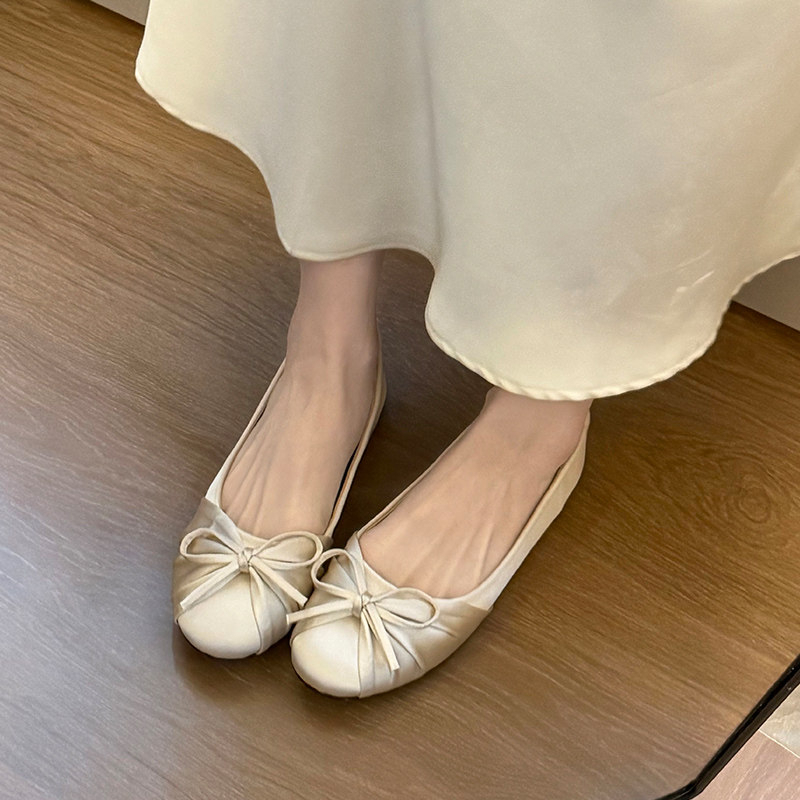 Women'S Shoes Non Slip - รองเท้าส้นเตี้ยแบบสวมสไตล์หวานสำหรับผู้หญิง รุ่นโบว์ผูกใหม่ ปี 2026 ทำจากผ้าซาติน