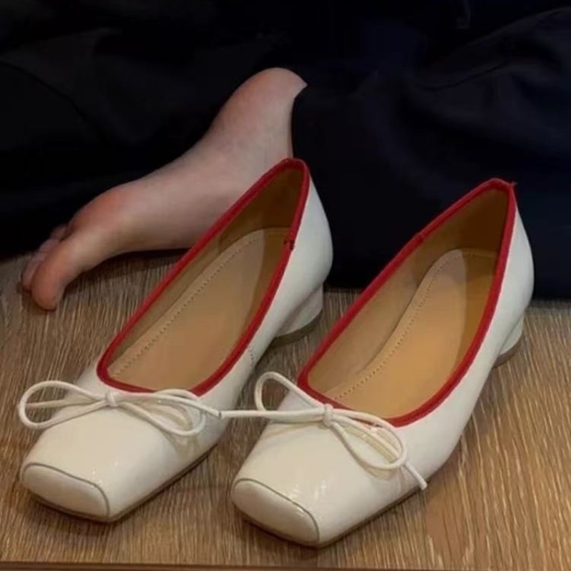 รองเท้าแฟชั่นหนังแก้วแบบแมรี่เ - Women Shoes Brand บทวิจารณ์และราคา