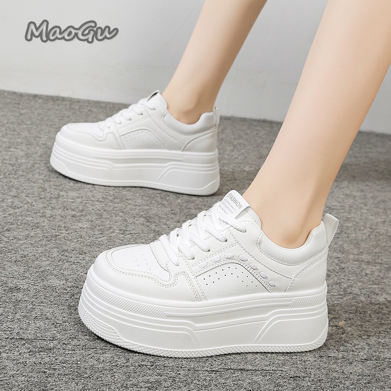 รองเท้าผ้าใบเสริมส้นสีขาวสำหรั - Women'S Shoes Com บทวิจารณ์และราคา