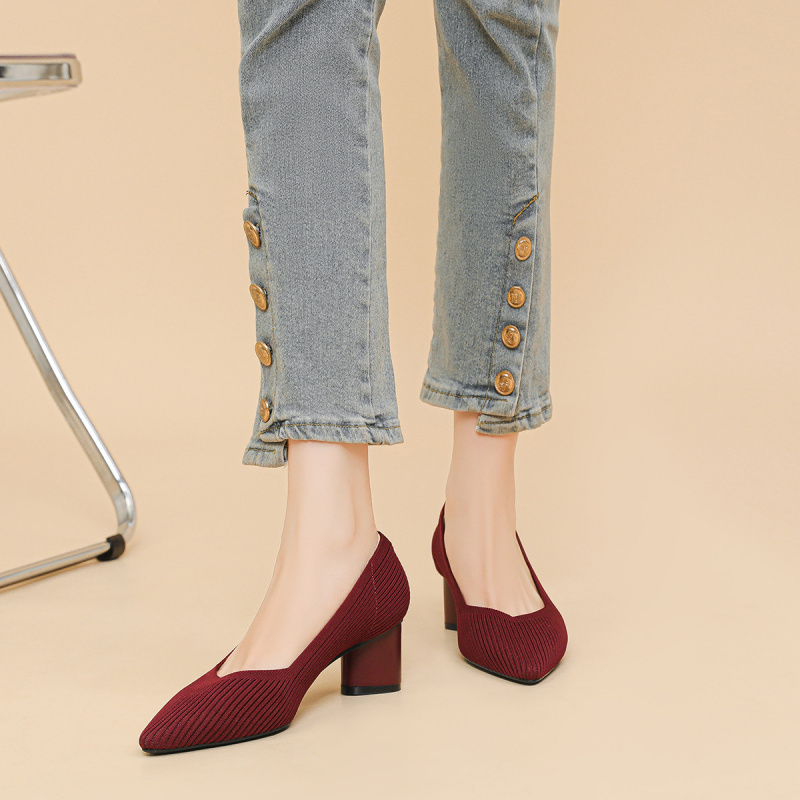 รองเท้าส้นสูงทรงเจ้าหญิง ส้นหน - Court Heel Pointed บทวิจารณ์และราคา